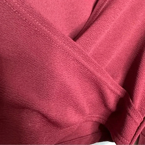 Shein EZwear Bell Sleeve Self-Tie Crop Top Burgundy  Size Medium - Picture 6 of 16